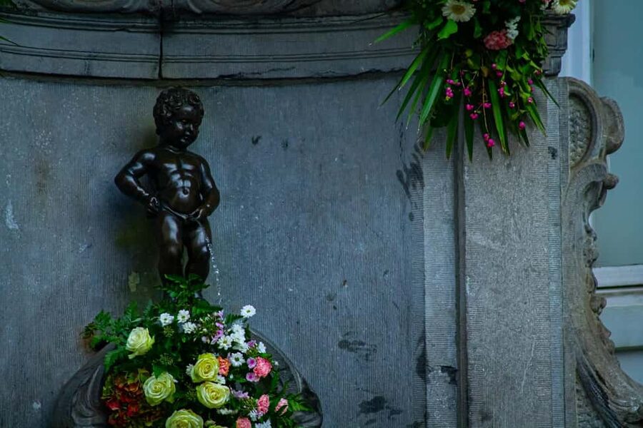 Brussels Uncovered: A Walking Tour Beyond the Postcards - Maison du Roi and Brussels’ shift from trade to politics