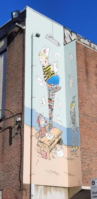 Brussels Walking Tour Comic Strip - Where You Meet and How the Walk Sets You Up in 150 Minutes
