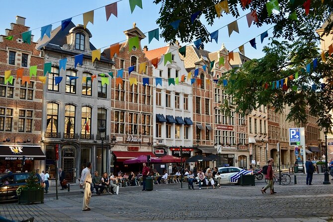 Brussels Walking Tour: Explore Top Sights & Hidden Gems - A 2-hour walk that helps you read Brussels fast