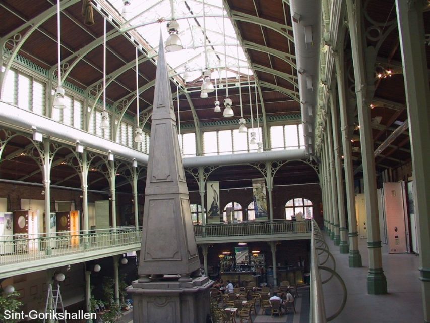 Brussels: Walking Tour from Central Station to Manneken Pis - Price and Value: $388 Per Group Up to 20 People