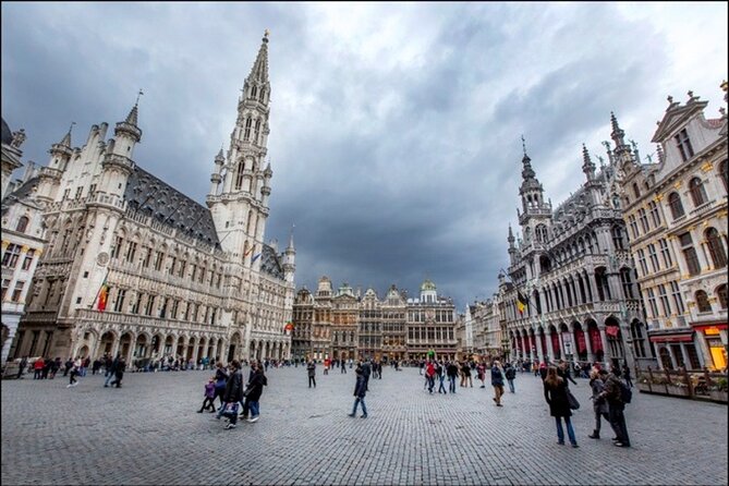 Brussels Walking Tour with Guide plus PDF - Sablon Church Interior and Petit Sablon Earls