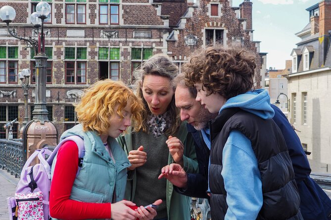 Children's escape game in the city of Antwerp - Peter Pan - Starting at Teniersplaats: your easy entry and clear end point