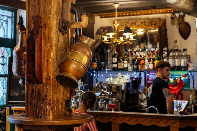 Drinks & Bites in Brussels Private Tour - The guide factor, especially when Elodie is on the route