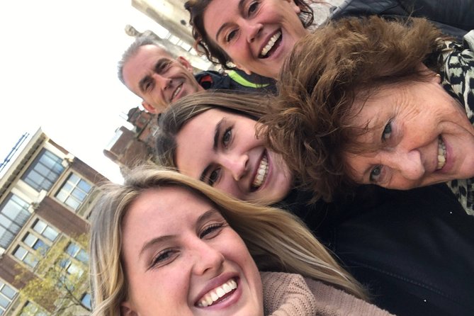 e-Scavenger hunt Antwerp: Explore the city at your own pace - A fun way to see Antwerp without rushing