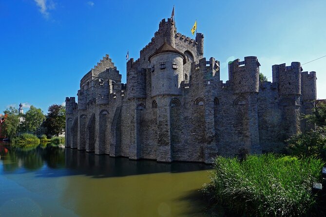 e-Scavenger hunt Ghent: Explore the city at your own pace - Saint Bavo’s Cathedral and the story behind the Devil knight