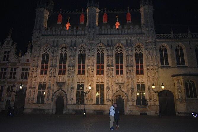 Evening Delights: Bruges Tour with Beer & Chocolate - Meet at Jan van Eyckplein, Then Move Fast for 2 Hours
