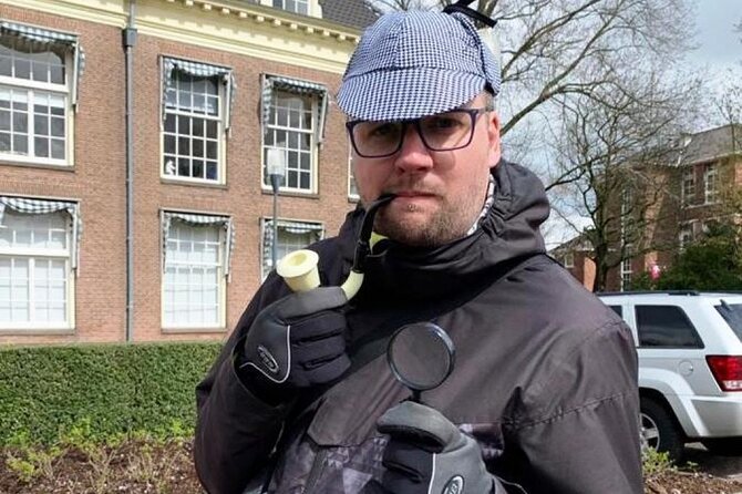 Exciting Murder Mystery - Interactive city walk in Antwerp - The photo-spot scavenger hunt, and why it feels fun instead of forced