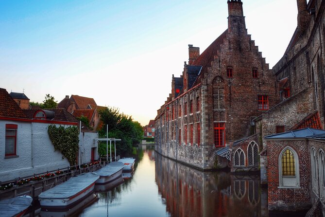 Experience the best of Bruges on a Private Tour with Boat Ride - Belfort: the civic power building, explained so it feels personal