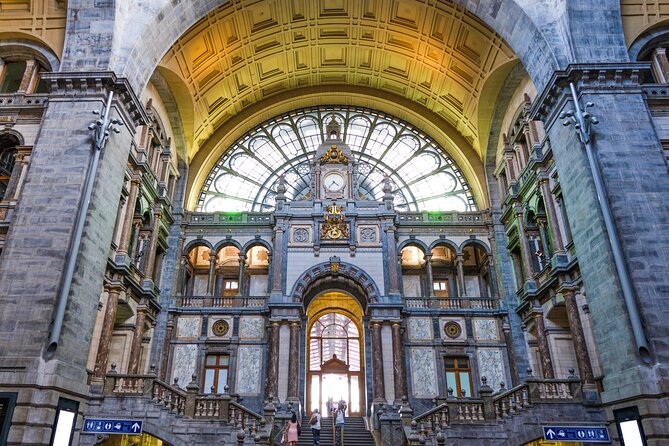 Explore Antwerp in 60 minutes with a Local - Key things you will notice on this Antwerp walk