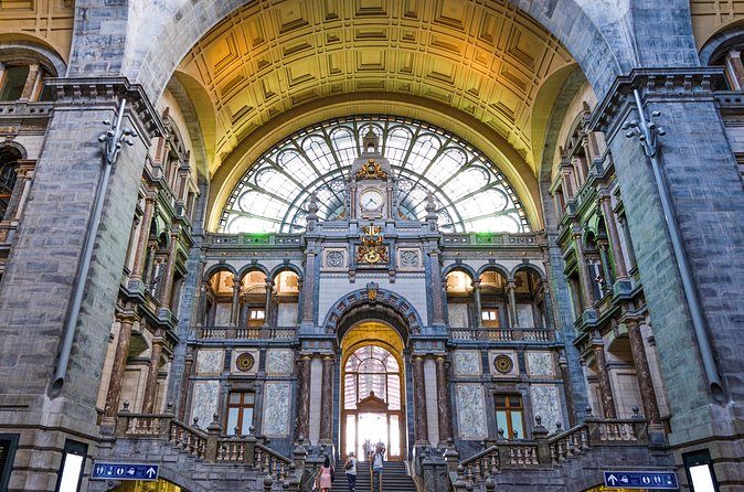 Explore Antwerp in 60 minutes with a Local - Stop 2: Peter Paul Rubens home and studio, where the craft feels closer
