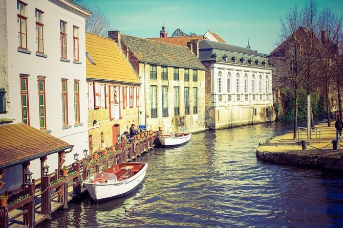Explore the Instaworthy Spots of Bruges with a Local - Markt: Bruges at Street Level, Cafes, and Horse-Drawn Carriages