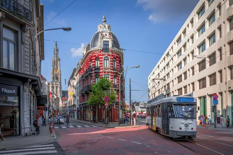 From Amsterdam: Cologne Full-Day Tour - Comfort, pacing, and the walking reality