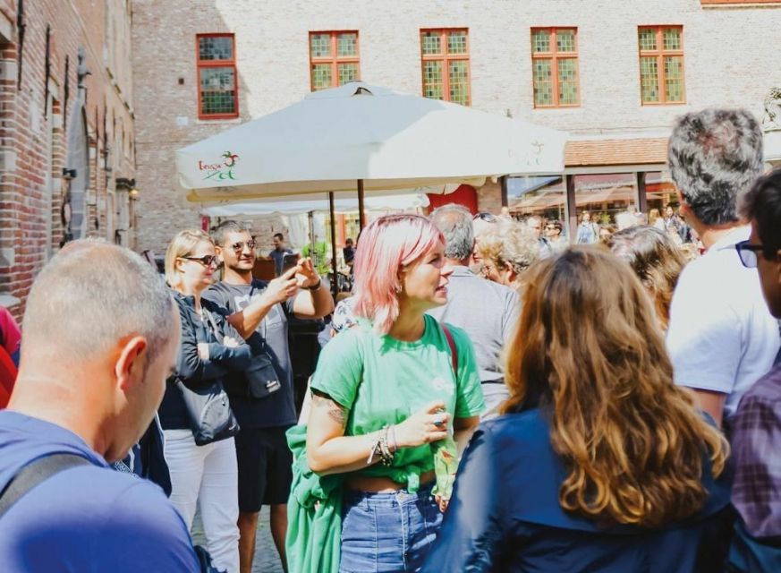 From Amsterdam: Day Trip to Bruges in Spanish or English - Practical Comfort Tips That People Actually Run Into