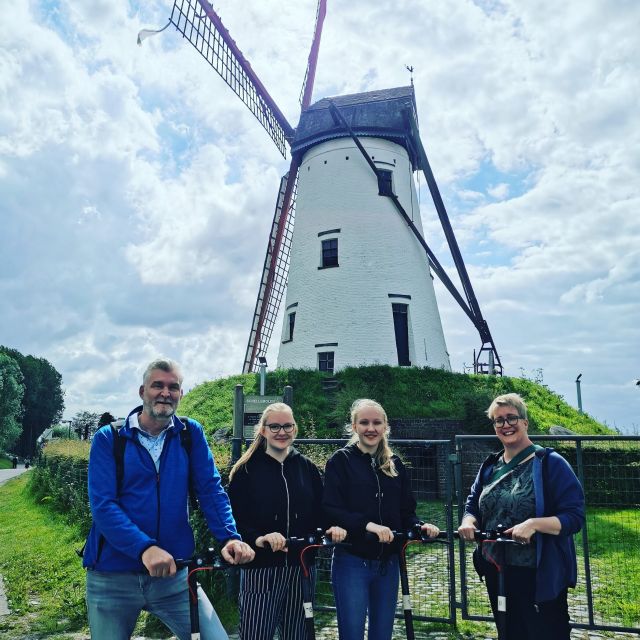 From Bruges to Damme: Private Electric Scooter tour - Scooter Comfort, Photo Stops, and the Small-Group Advantage