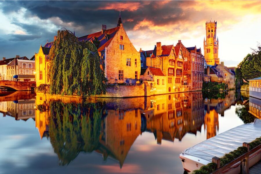 From Brussels: Bruges Day Trip with Boat Tour Option (ENG) - Walplein, Stoofstraat, and the big medieval landmarks you should not miss