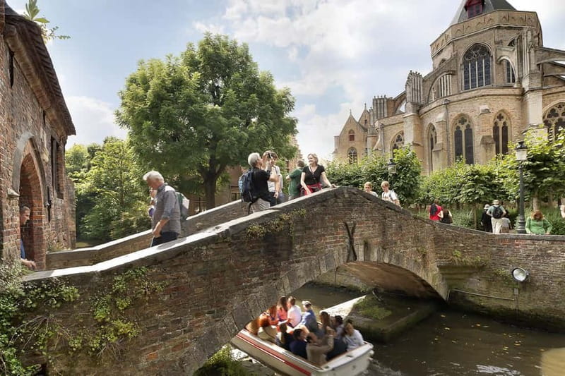 From Brussels: Bruges Full-Day Trip by Train - Meeting point and train rhythm from Brussels