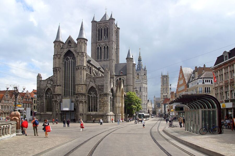 From Brussels: Full-Day Antwerp and Ghent Guided Tour - Atomium Photo Stop: Quick Brussels Flavor, No Pressure