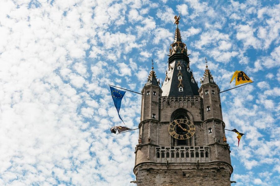 From Brussels: Guided Day Trip to Bruges and Ghent - Bruges first: canals, Begijnhof, and the Lake of Love