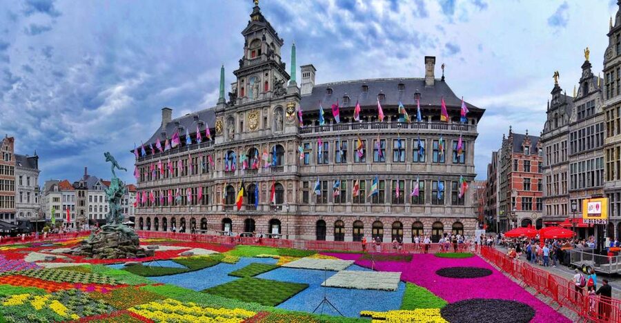 From Brussels: Private Tour to Antwerp – Diamond & Art City - Luxury Door to Door Transit From Brussels