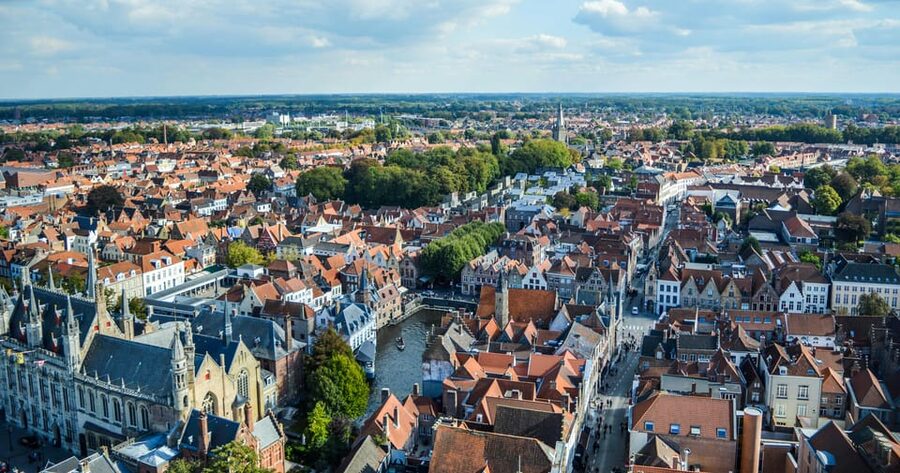 From Zeebrugge: Ghent and Bruges Shore Excursion - Break time in Ghent: waffles, chocolate, and practical shopping