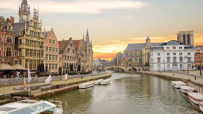 Gent Walking Tour with a Local - Graslei and Korenlei: Canal-Side Walking You Can Do Without Rushing