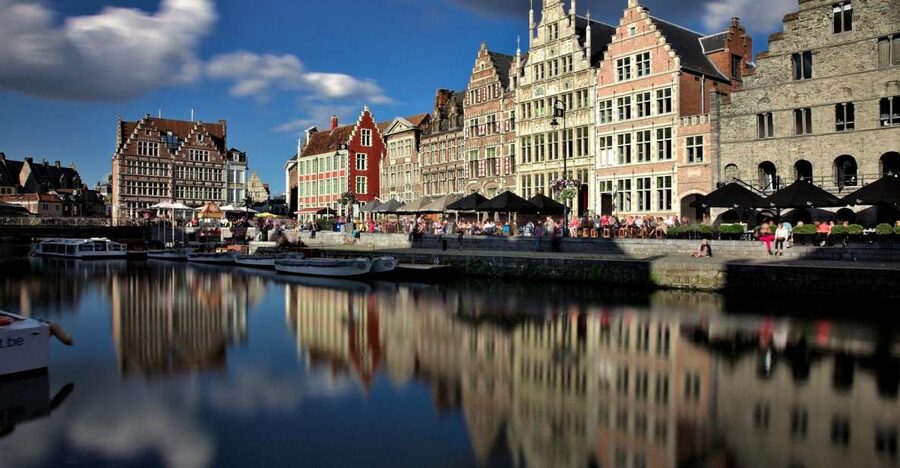 Ghent: 40-Minute Historical Boat Tour of City Center - Price and logistics: where to meet and when to show up