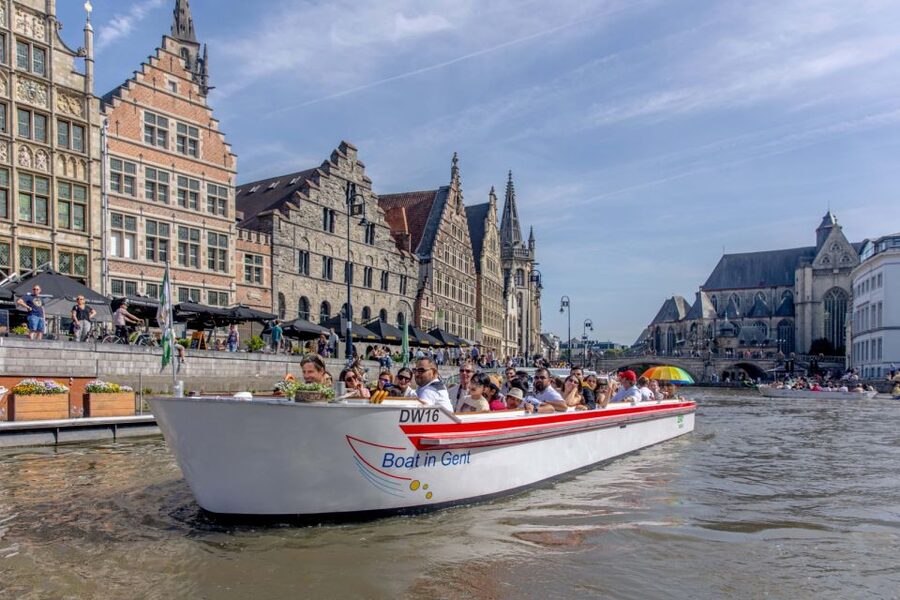 Ghent: 50-Minute Medieval Center Guided Boat Trip - Gravensteen: the Castle of the Counts up close