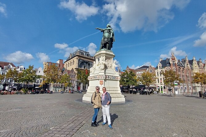 Ghent Chocolate Tasting and Sightseeing Tour - A sweet route through medieval Ghent