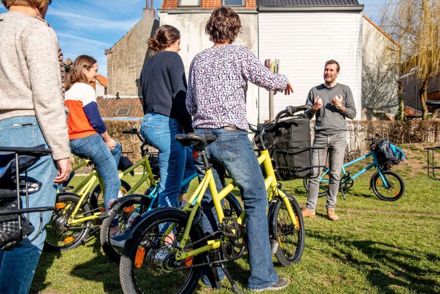 Ghent: City Highlights and Hidden Gems Guided Bike Tour - The Castle of the Counts: Power, Scale, and Instant Context