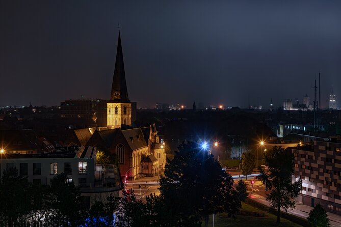 Ghent Private Walking Tour with a Local - History stops with Philippe and Mabel, and what that means for you