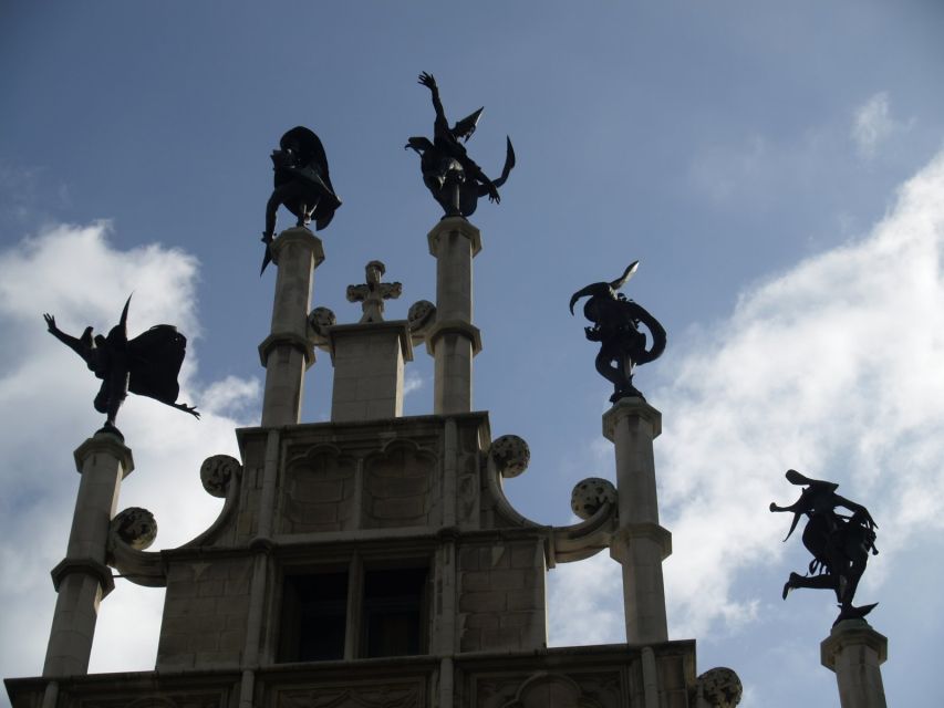 Ghent: Walking Tour from Friday Market to the Cathedral - Friday Market, Fish Market, and Patershol: Medieval Life in Daily Form