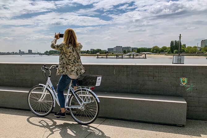 Guided Bike Tour: 2 Hours Highlights of Antwerp - Setting the Tone at Antwerpen-Centraal Station
