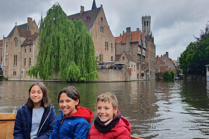 Guided boat trip and walk - Basilica of the Holy Blood, upper chapel vs. lower chapel