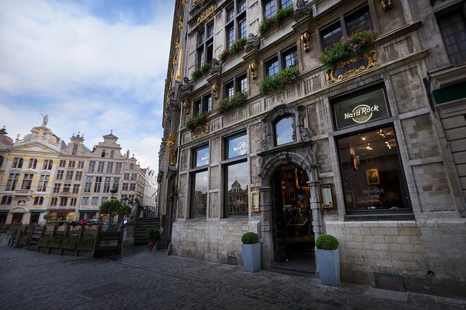 Hard Rock Cafe Brussels with Set Lunch or Dinner - Priority Seating and the Real Meaning of Skip-the-Line