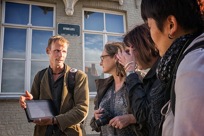 "Hidden Brugge" Photo Tour - 2hr open city tour & workshop - What you actually learn from Andy’s tips and sample photos