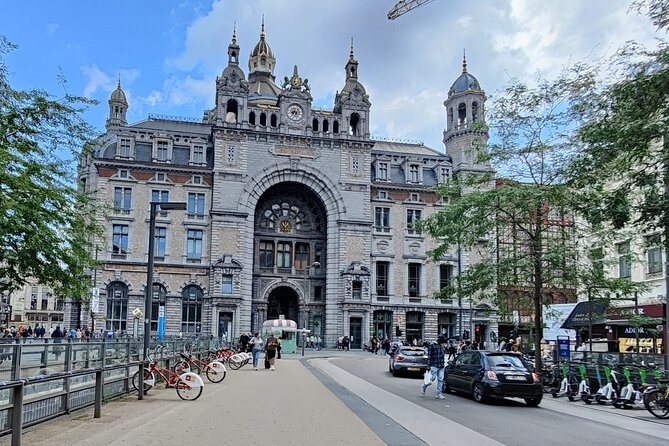 Historical Walking Tour in Antwerp Old City - Key Things You’ll Notice on This Walk
