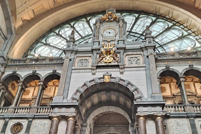 Historical Walking Tour in Antwerp Old City - Boerentoren: Europe’s First Skyscraper, Explained in Plain Terms