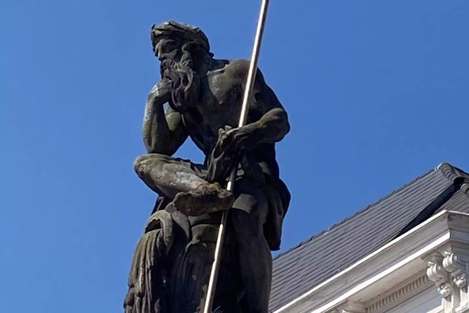 Lost Lanes and Secret Gardens Self Guided Audio Tour - Sint-Janskerk walk: white stone, 1300s Gothic lines