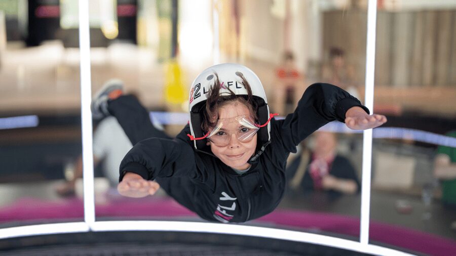 Luxembourg : Indoor Skydiving - Photos, flight diploma, and the Human Flight Museum moment