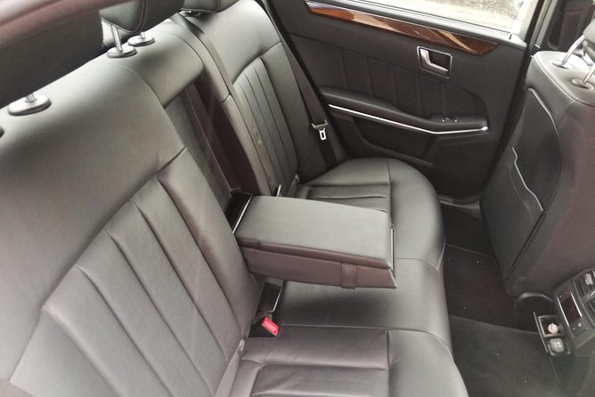 Luxury vehicle from Brussels airport to the city of Brussels - What to Do Before You Meet the Driver in Arrivals