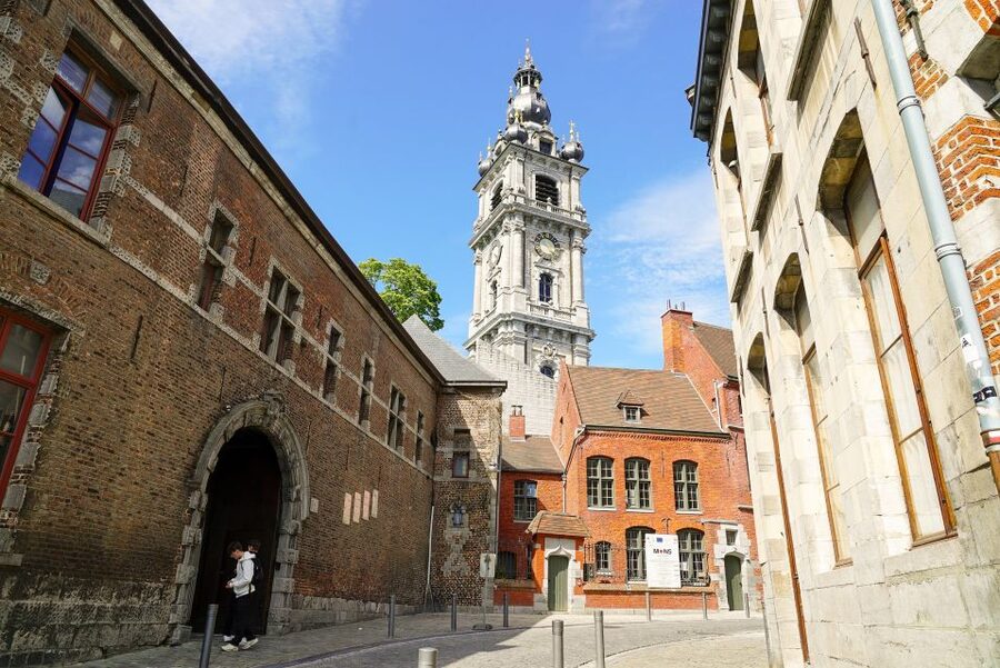 Mons : The Belfry - What’s actually inside: the visitor centre and the Windows of Time screens