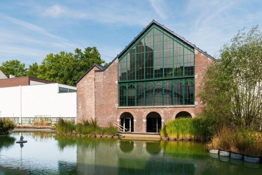 Mons : the Mons Memorial Museum - Soldiers up close: diaries, letters, postcards, and daily decisions