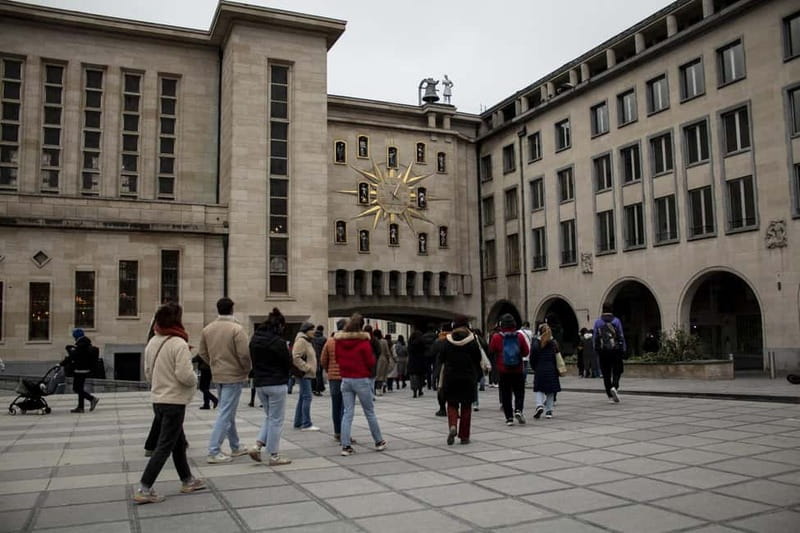 MUSIC TOUR OF BRUSSELS (SPANISH) - Petit Sablon and the Royal Conservatory zone, where education and artists matter