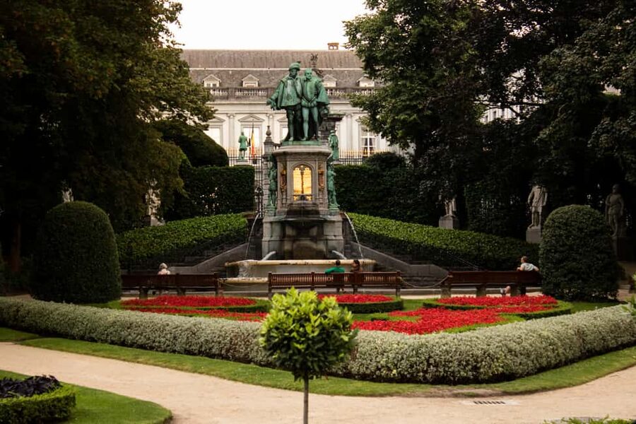 MUSIC TOUR OF BRUSSELS (SPANISH) - Ending at La Monnaie, Belgian opera and a final sound experience
