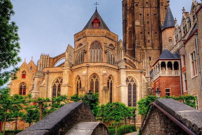Private 3-hour walking tour of Bruges with official tour guide - Who this private tour is best for