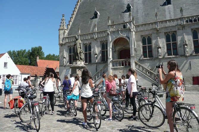Private Bruges 3.5-Hour Guided Bike Tour: Discover Hidden Gems - Green lungs and windmills: Kruisvest and the quieter side of the center