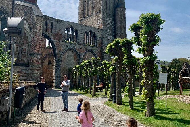 Private Bruges Countryside Cycling Tour to Damme with Guided Walk - Getting Started at Stationsplein 5, and How to Prepare