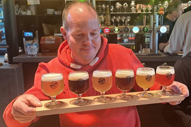 Private Bruges Food Tour: 8 Tastings of Local Delicacies - Chez Vincent: Belgian fries that keep the pace moving