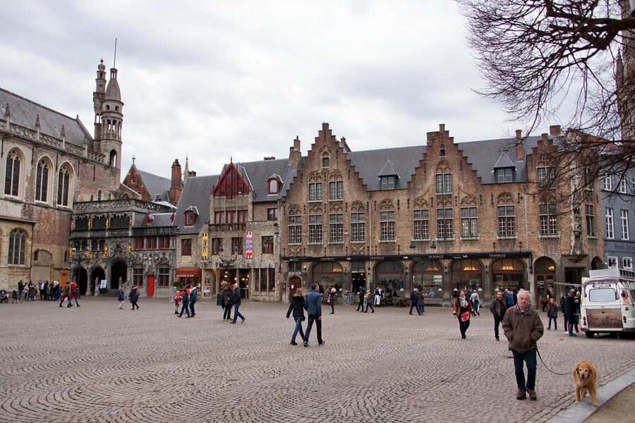 Private Bruges Landmarks & Hidden Gems Tour from Brussels - Walplein and the narrow alleyways: the calmer Bruges moments