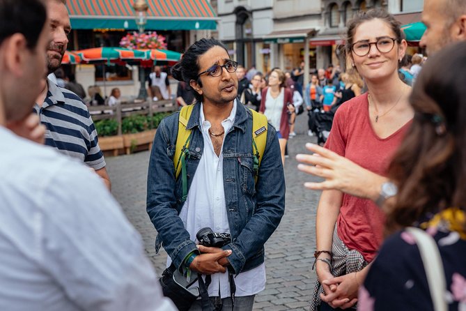 Private City Kickstart Tour: Brussels - Maison Dandoy and the Biscuit Legacy in the Grand Place Area